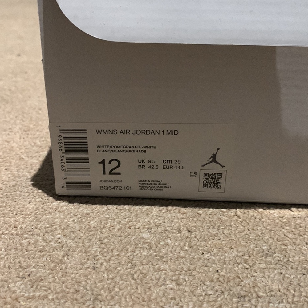 2022 Wmns Air Jordan 1 Mid 'White Pomegranate' - Picture 13 of 13